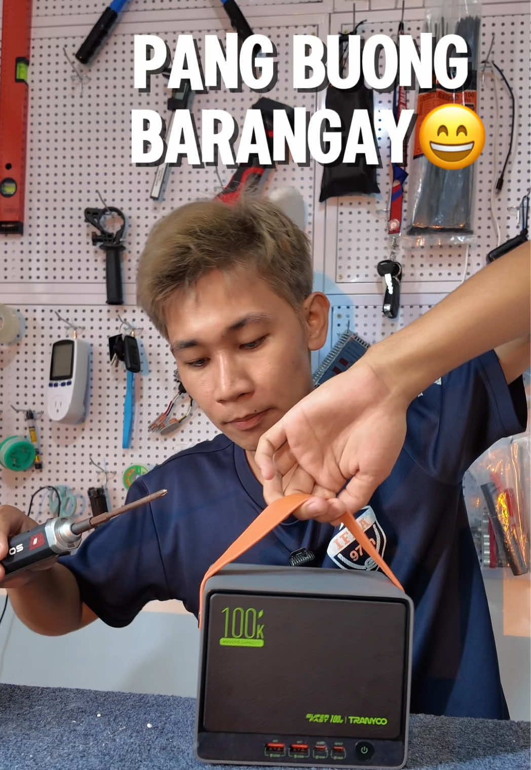 Pang matagalang power bank malaki ang capacity at naka lithium iron phosphate pa mala power station yan hahaha grabi sulit neto #powerbank #powerstorage #fastcharging @Tranyoo 