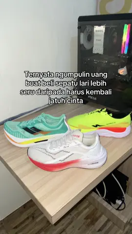 Jangan datang membawa luka, tapi kalo plat karbon pasti diterima 🤧 #pelarikonten #pelarikalcer #pelarifomo #outfitlari #sepaturunning 