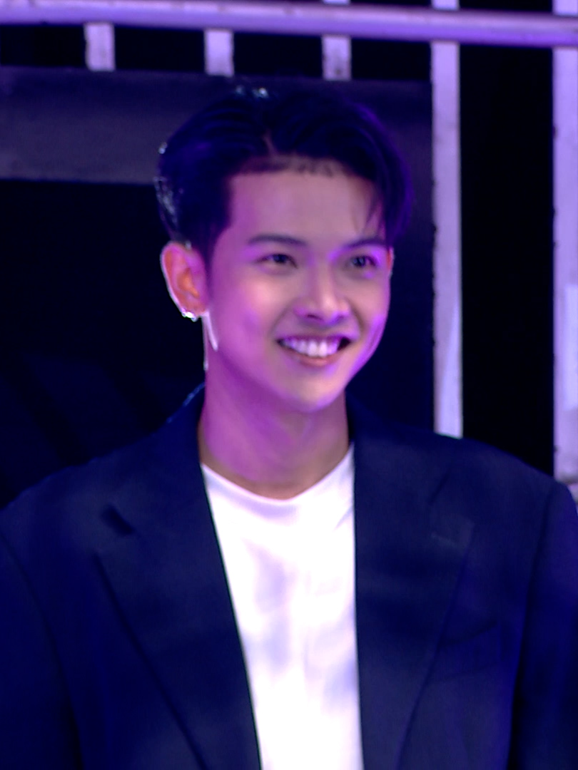 เบนซ์ วสุธร - ซีอีโอคลื่นใหม่ไฟแรง ผู้ใช้เวลาแทบทุกวันกับงาน แต่หัวใจยังเปิดรับใครสักคนที่เข้าใจในเส้นทางชีวิตจริงๆ เสาร์นี้ มาดูกันว่า...จะมีใครจับหัวใจ CEO คนนี้ให้อยู่หมัดได้มั้ย . #TakeMeOutThailand2025 #TakeMeOutThailand #TVThunder