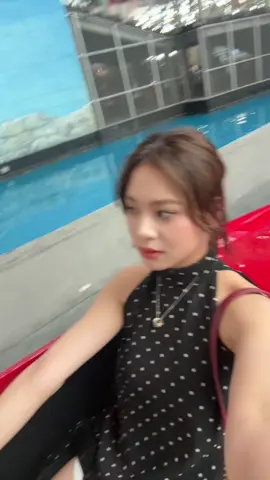 ur uber driver is here 🤓