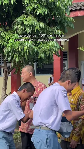 sehat sehat bapak ibu guru #smkbisasmkhebat #xsata #smkntengaran 