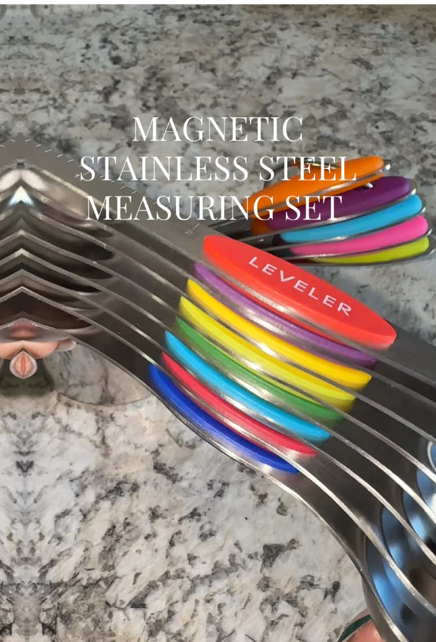 Cooking just got easier! Grab this magnetic measuring set now!  #measuringspoons  #measuringcups  #magneticmeasuringspoons  #kitchengadgets  #KitchenHacks 