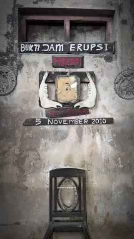 Hari ini tepat 15 tahun dahsyatnya erupsi Merapi kala itu🥹 Al-Fatihah untuk korb*n🤲 #lavatour #merapi #jogja #museumsisahartaku 
