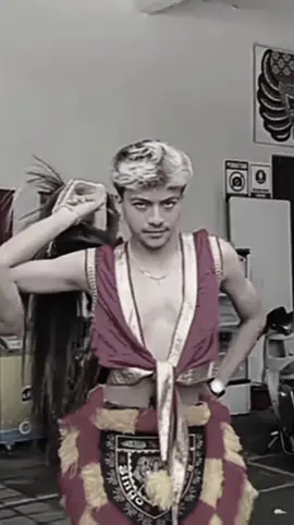 mata elang + gigi taring, beuhhhhh😫🫰 #maspipin #nurularivin #magelang24jam #lewatberanda #foryoupage 