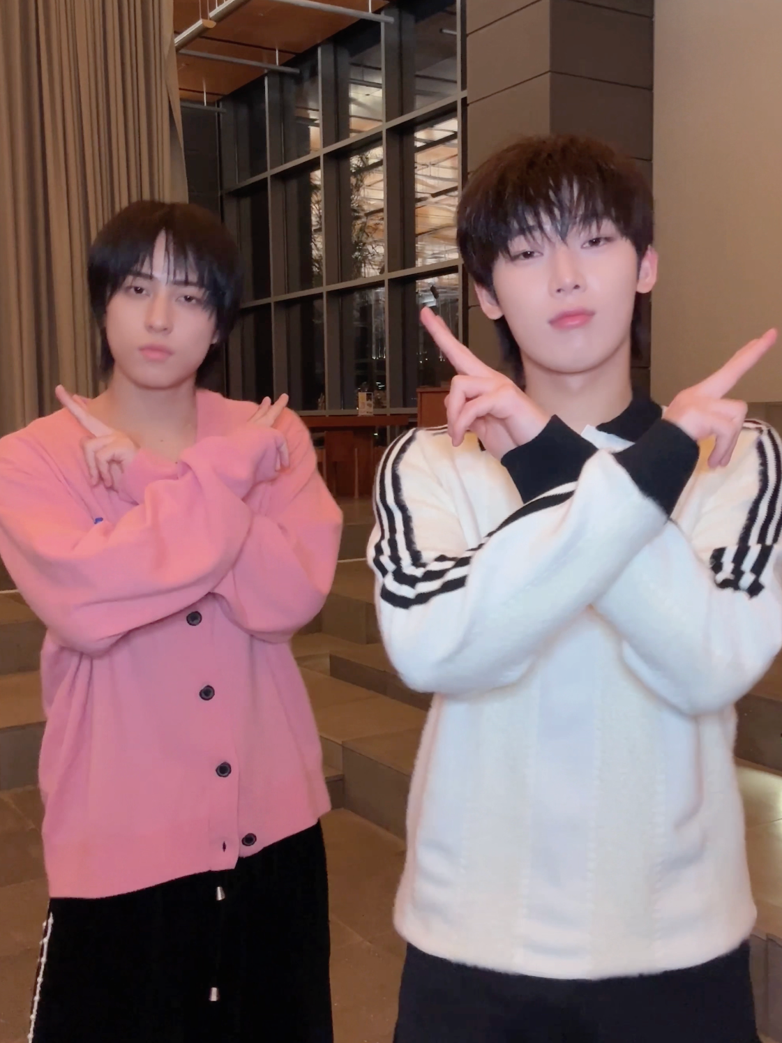 Dance with #TAKI🐺 #andTEAM #SUNOO #ENHYPEN @andteam_official