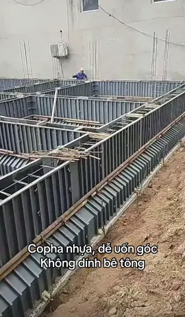 Các bác thấy lắp copha này khoẻ hơn copa gỗ không? #xâydựng #construction #biện_pháp_thi_công #thicongxaydung #kỹsưxâydựng 