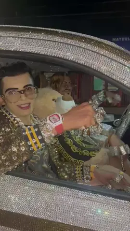 #millonario #arabes #diamantes #joyas #plata 