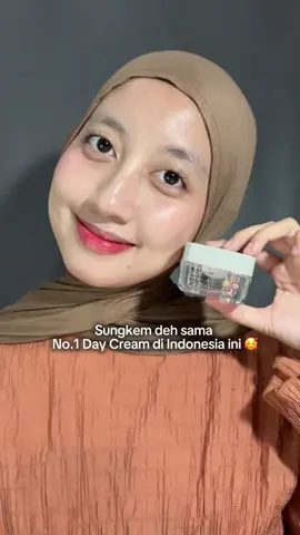 Glowing satset cuma pake day cream @msglow.beauty 🥰  #daycream #MSGlowBeauty #msglowdaycream 