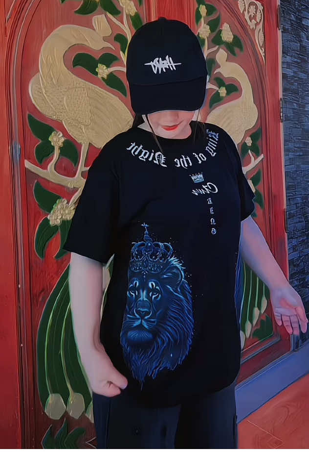 เสื้อยืดแขนสั้นคอกลมงานผ้าคอตตอนไซด์ที่ใส่ในคลิปจะเป็น ไซส์ L สนใจแปะพิกัดให้แล้วที่ตะกร้าสีเหลืองด้านล่าง#เสื้อยืดผ้าคอตตอน #เสื้อยืดแขนสั้น#เสื้อยืดคอกลม #ร้านเอ็มรีวิวเสื้อผ้าช่อง2 