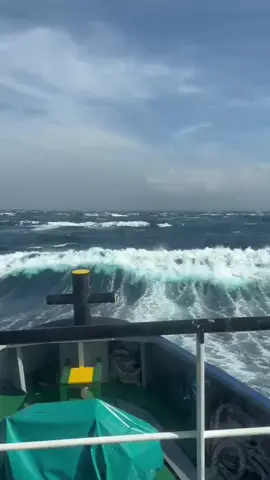 Musim Barat Telah Tiba, Doa yaa 😊 #fyp #viral #laut   #aisiteru 