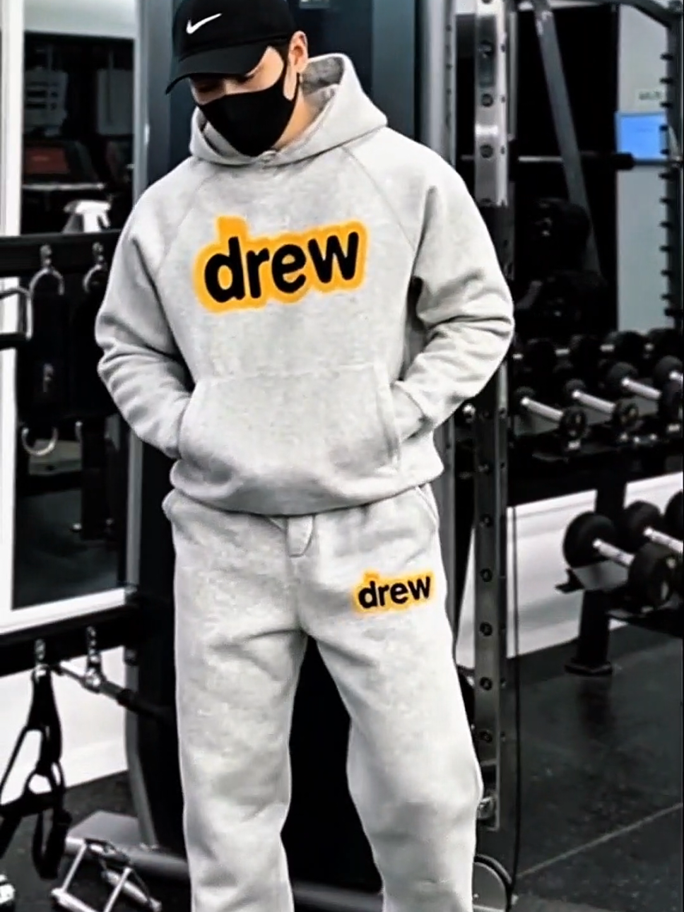 Bộ thể thao nỉ hoodie chữ vàng #namanhshop #thoitrangnam #boquanaoninam #bonihoodie #bothethaonam 