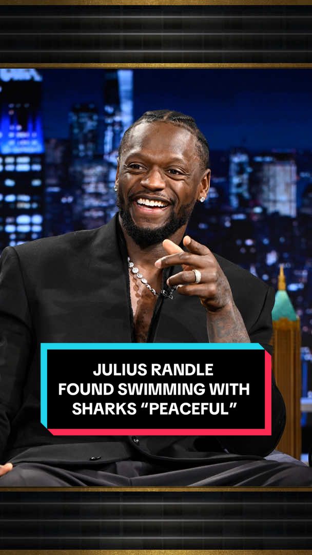 @Julius Randle found swimming with sharks “peaceful” 😭 #FallonTonight #TonightShow #JuliusRandle #JimmyFallon 