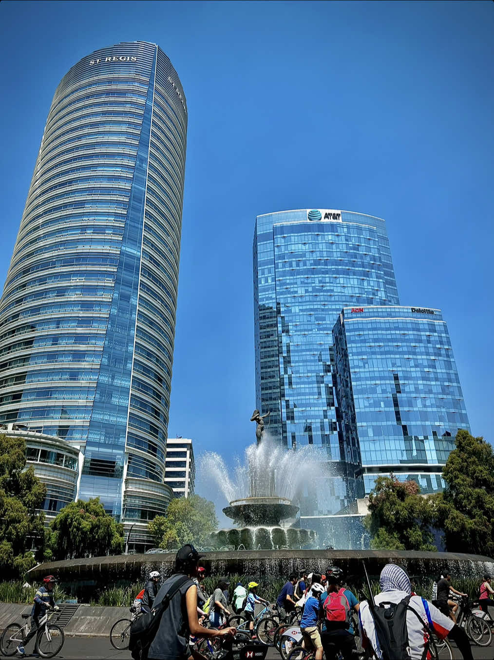 Salir volando es mi pasión #ciclismo #ciclismodemontaña #mtb #ruta #humorciclismo 