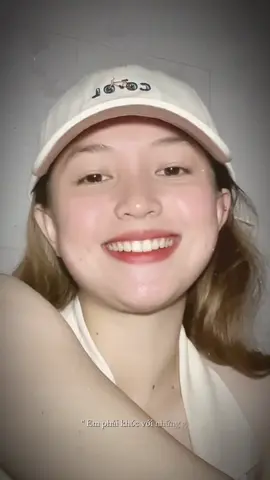 E cũng từng nghe “ rẻ ở chỗ không cần vật chất, đắc ở chỗ tủi thân đến mấy cũng một mình”