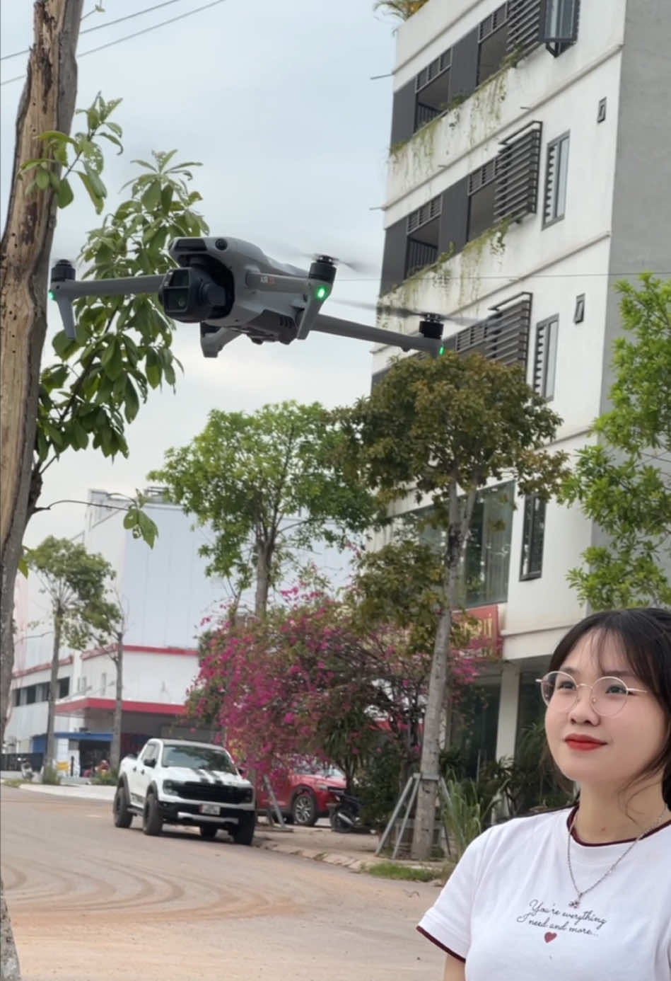 Air 3s bên em sẵn bản combo ạ #drone #flycamvietnam #flycamgiare #dji 