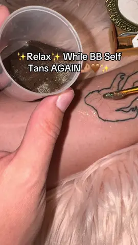 Nothing better than a good self tan before bed🤌🏽🤎✨🫧💤 #tattoo #hairgrowth #hairtransformation #journey #fyp 