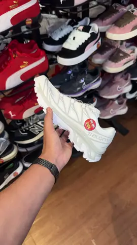 SALOMON XT6 | NEW WITHOUT BOX ••• 🔗ORDER KLIK LINK BIO‼️ 🏠ALAMAT TOKO: 📍Jl Wonodri sendang raya no.1052D, Wonodri, Semarang 📍Jl Prof Soedarto no.3, Tembalang, Semarang 📍Jl Affandi No. 22 Gejayan, Sleman, Yogya 📍Jl Pakel No 59 Sumber, Solo 📍Jl Haryo Panular No 91 Laweyan, Solo 📲 ONLINE ORDER: Shopee: Sneakersqu WA: 0896-0249-3636 / 0896-0660-4433 🚀INSTAGRAM: @3stripesid