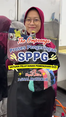 Yang penasaran gimana caranya keringin ompreng setelah di cuci yuk simak videonya! 🤩 Terimakasih kepada tim, pemerintah dan masyarakat yang selalu mendukung program MBG sehingga terus berjalan sampai detik ini. @gerindra @Prabowo Subianto @badangizinasional.ri  #MakanBergiziGratis #MBG #GenerasiSehat #mitradapurasnalmatholib 