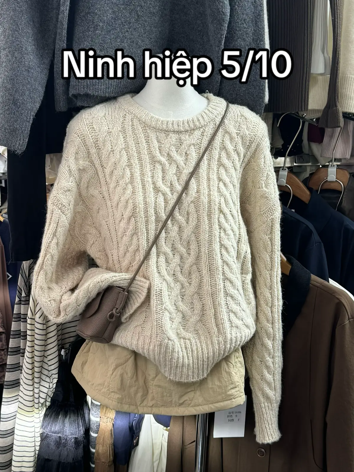 Hnao e cũng đi lấy hàng , ce flow em để ngắm nha Update mẫu mới hot treand nhất mỗi ngày . Hàng về trả khách trong ngày 🩵 Ship Nhật - Đài - Hàn -  cam- sing cho khách iu . Nhận nhặt hàng chọn mẫu cho các ce bên nước ngoài ạ 💭 𝓑𝔂 : 𝓝𝓰ọ𝓬 𝓱𝓾ệ 𝓼𝓽𝓸𝓻𝓮 𝓱𝓸𝓶𝓮 🎀 #xh #xuhuong #gomhangninhhiep #ninhhieptattantat 