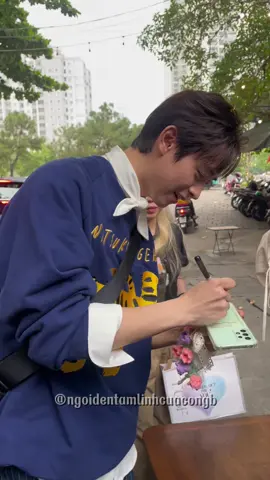 Nay tui mới lục lại suộc cũ 🤭  Cho bạn nào cần suộc báo thức của CONGB nhé 😆 Hoặc maybe nhờ CONGB làm báo thức cho Unicong dậy đi làm, đi học 🤭 ##CONGB##AnhTraiSayHi2025##CONGBAnhTraiSayHi2025##DoanKichCam##viral