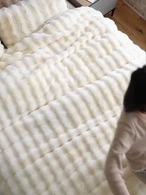 Superweiche Kuscheldecke für die Couch