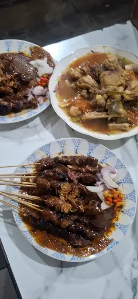 rontokan sop kikil kambing+sate kambing