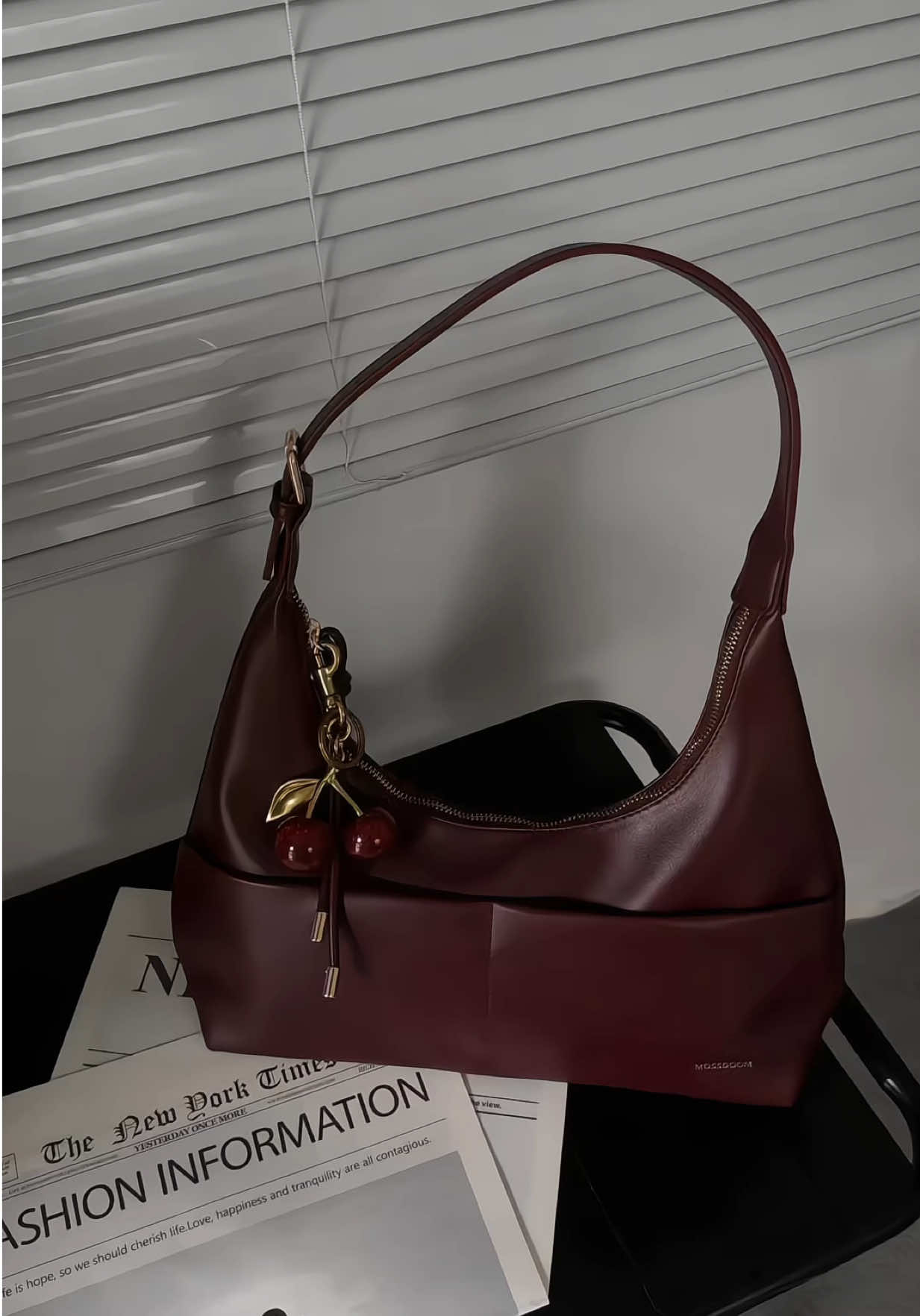 Top những item giúp áo-phít của chị e tụi mình trở nên sang chảnh hơn#ngohongdiary #viral #tuixachnu #mossdoom #mossdoomfabiabag 