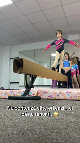 La gimnastică, fiecare pas, fiecare căzătură și fiecare ridicare contează. 💪✨ Mândri de curajul și perseverența micilor noastre gimnaste! 🤸‍♀️💖” #TheStudioAcademy #GimnasticaArtistica #Perseverenta #NeverGiveUp #MicileGimnaste   