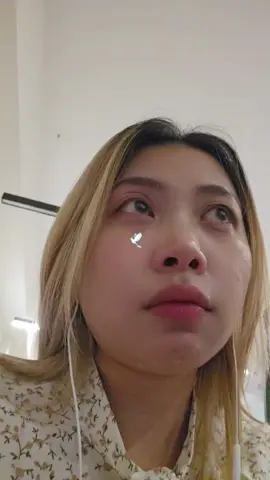 Menahan nangis di tempat is another yg sangat sakit  #fyp 