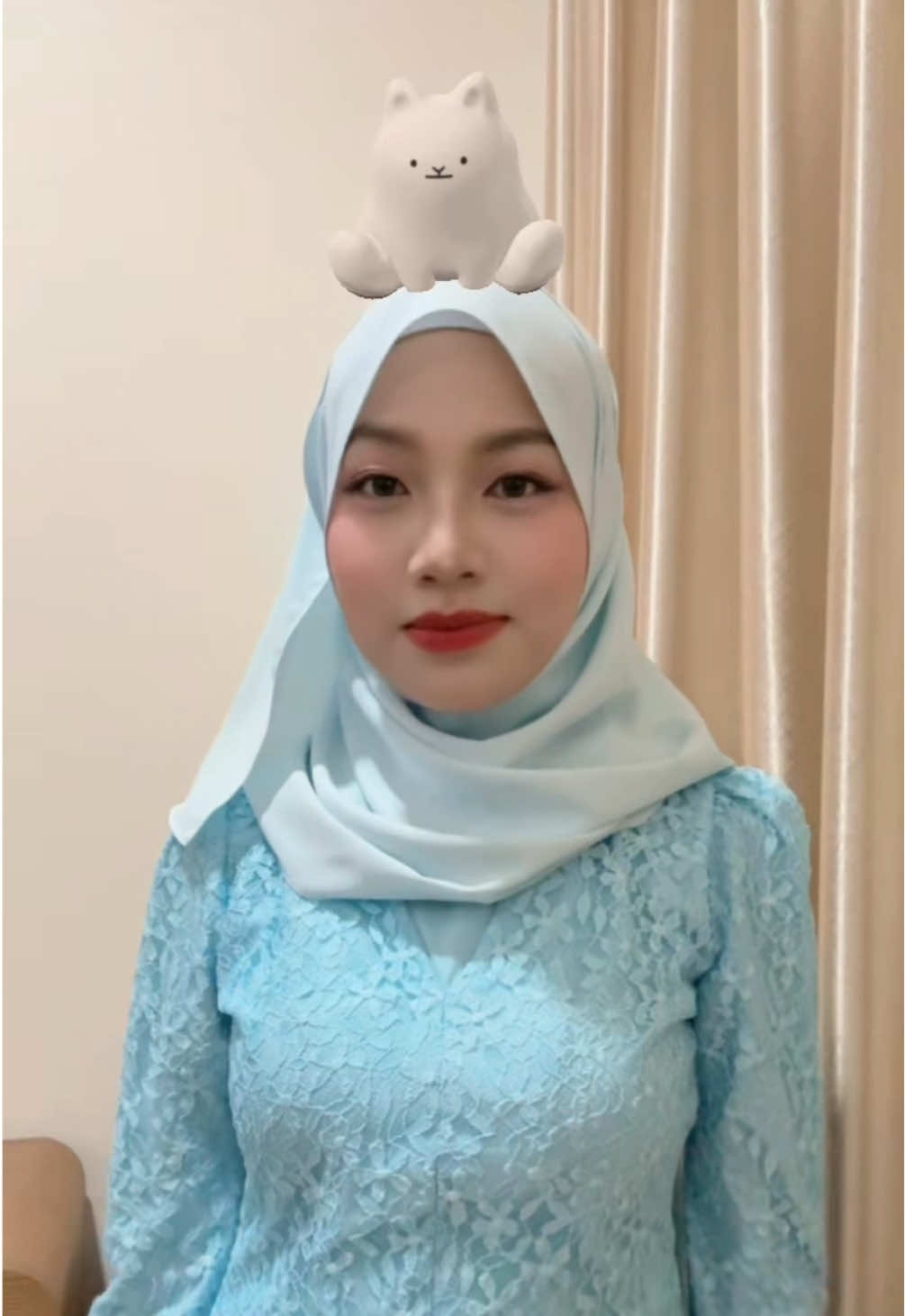 Me at 1am today 🐱