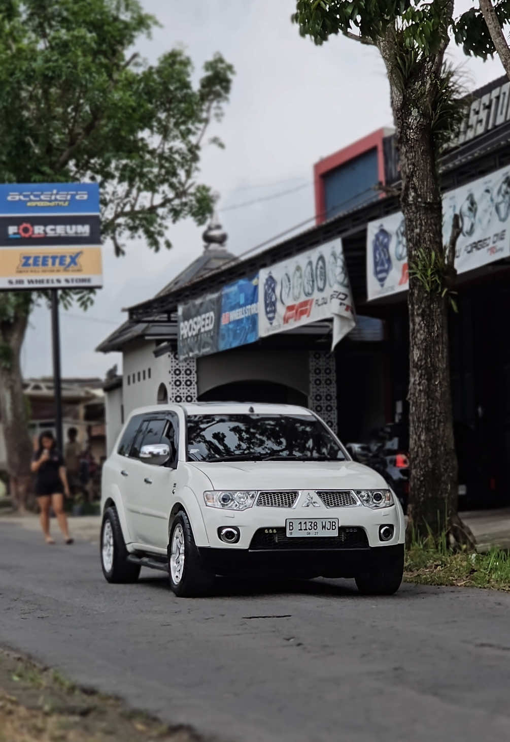 #sjbwheelsstore #sjbwheelsstorejogja #mitsubishipajero #pajerosport 