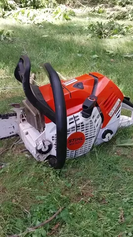 Stihl MS 500i with WCS Barkbox#stihl #chainsaw #ms500i #woodworking #เลื่อยยนต์ from GroundPounder