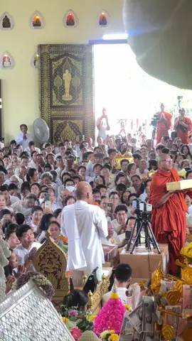 វេរកឋិនទានមហាសាមគ្គីថ្វាយព្រះសង្ឃ វត្តនិគ្រោធវ័នគល់ទទឹង