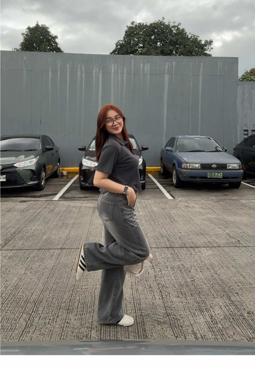 Fitcheck🩶  #outfitideas #basicfit #outfitideas #grayoutfit  