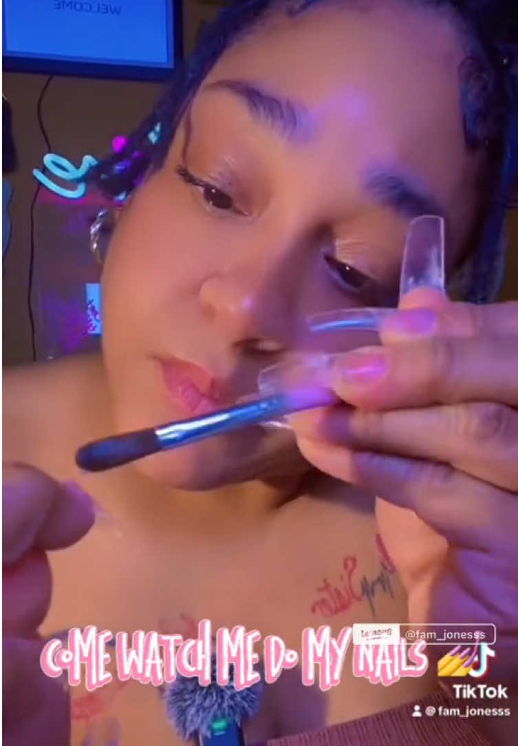 Come watch me do my nails 💅 #selftaughtnailtech #diynails #fyf #creatorsearchinsights #trendingnails 