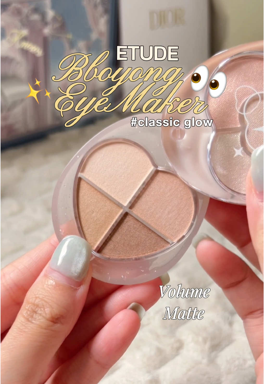 เมคอัพที่เหมาะกับคนอยู่นิ่ง ๆ ไม่ได้ พกติดตัว เลื่อนไปเลื่อนมาทั้งวัน🤩✨ คือน่ารักอ่ะ ช่วงนี้อินสีโทนนี้ด้วย แต่ใจจริงอยากได้ทุกสีเลย #ETUDE #bboyongeyemaker #eyeshadow 