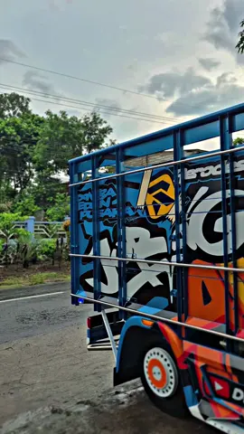 #trukngawicomunity #truk #trukoleng #trukmaniaindonesia #trukindonesia🇲🇨 