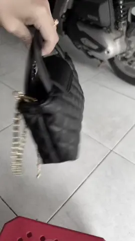 Nhanh tay săn đi chơi Noel mấy nàng ơi#xuhuongtiktok #xuhuong #tuixachnu #tuixachdep #tuixach 