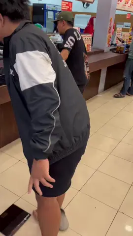 baru bangun lgsg pesta, terimakasih tsukaramen lopyuu @tsukaramen.id 