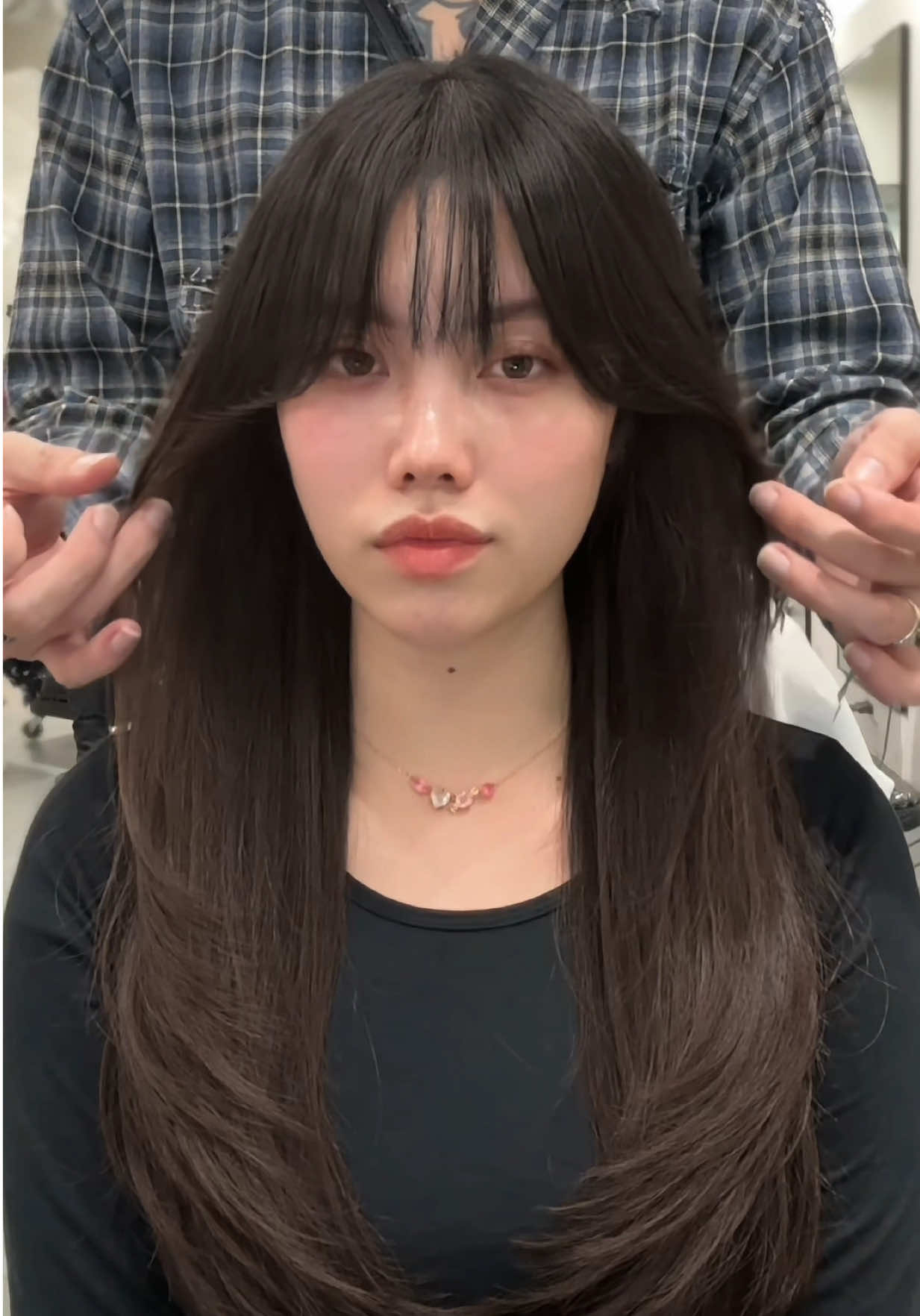 Chị em thích nhẹ nhàng thì tham khảo ngay mẫu tóc này của Luxa Hair đi nhé #hoangvietluxa #luxahair #layerhanquoc #layer #maibayhanquoc 