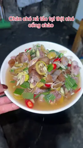 Hôm nọ ai bảo chị làm chân chó ngâm xả tắc em gọi cả họ vào follow í nhỉ