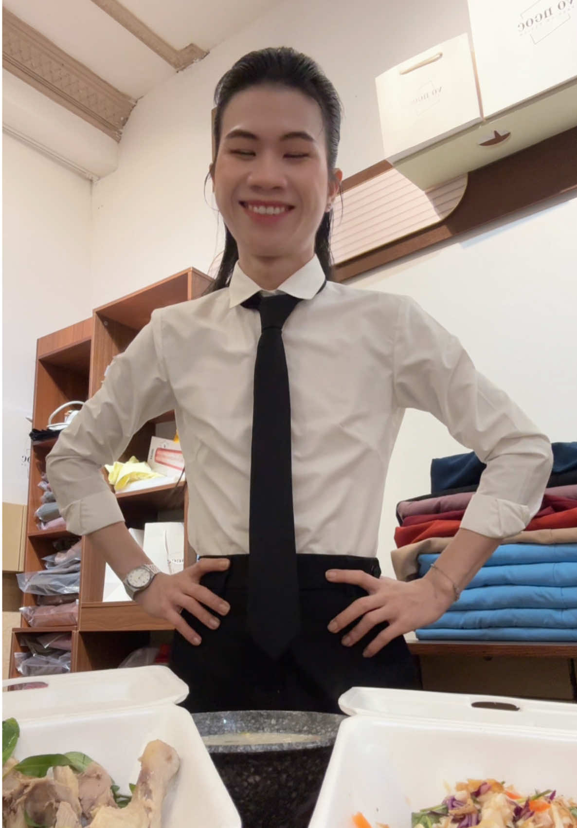 Hopm nay em ăn gì.