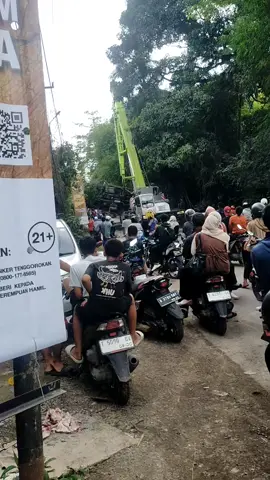 Alhamdulillah supir nya Slamet iks berduka#pasirbalap🤙🤙🤙 #batubarabalap😎 #gadisdesa #fypシ゚viral 