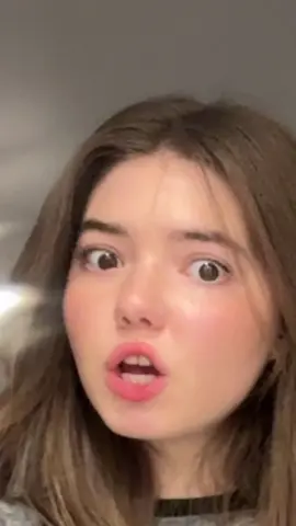 ✨ Fake body. Fake situation. I am 23 years old ⚠️. 