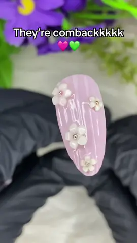 Thank goodness they’re back 😭🩷💚 #fyp #pressonnails #wickednails #wicked #elphaba 