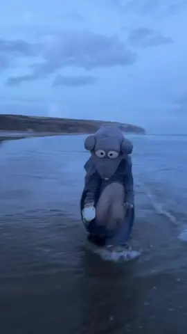 biraz üzgün gibi #şarkı #dert #efkar #dertli #overthink 