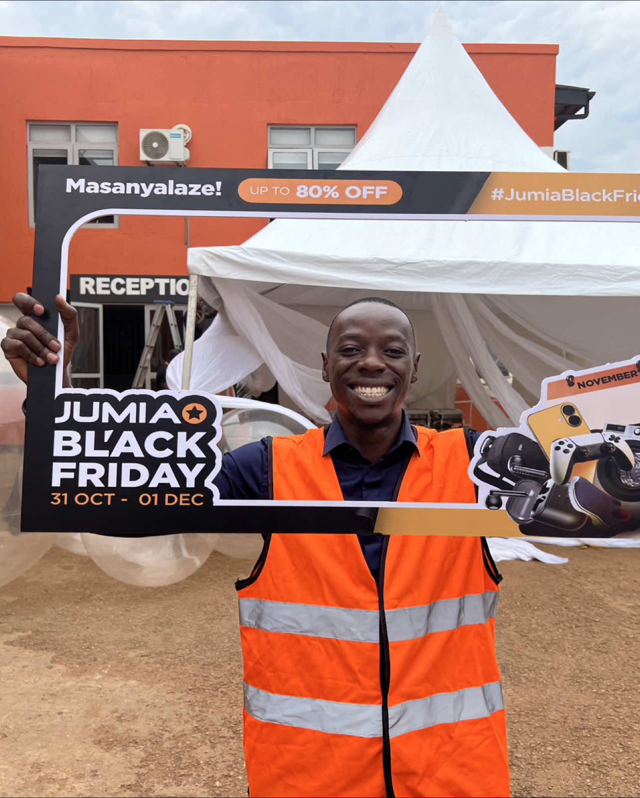 As part of our Jumia Black Friday nationwide activations, we sat down with Mr. Ivan Abiku, the Regional City Captain (RCC) of Arua, to share insights on how JForce is transforming communities, empowering agents, and expanding opportunities across the West Nile region. From impact to empowerment and preparation for Black Friday, Ivan takes us through how his team is igniting growth, creating opportunity, and lighting up Arua with Masanyalaze. 💡 Stay tuned as we continue to power up more regions next stop: Gulu! #JumiaUganda #JumiaMasanyalaze #BlackFriday2025 #JForce #MasanyalazeOgawulila #ecommerceforall 