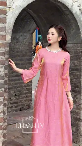 Xinh xiu lun cac c iu ơi #aodaivietnam #aodaitet #aodaicachtan #aodaikhanhly 