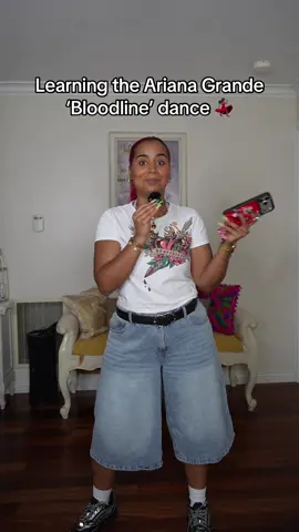AM I DOING IT…? 👀🤣 || DC: @zoedang1 || #dance #bloodline #arianagrande 