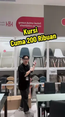 kursi makan hanya 200 ribuan aja guysss 🥰 #selma #furniture 